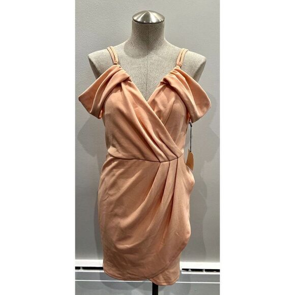 Superdown NWT Brenda Drape Dress in Blush Size L - Picture 1 of 5